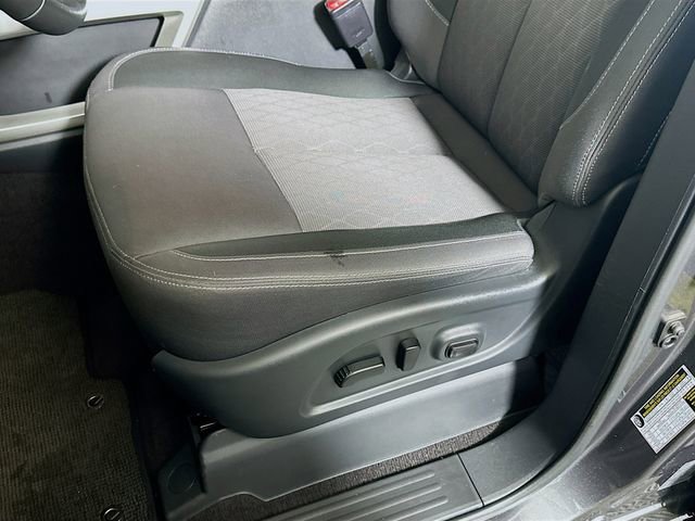 Used 2024 Nissan Titan SV w/ SV Convenience Package image 20