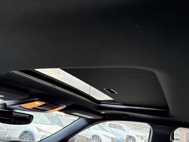 Used 2020 Jeep Grand Cherokee Altitude AWD/4WD image 12