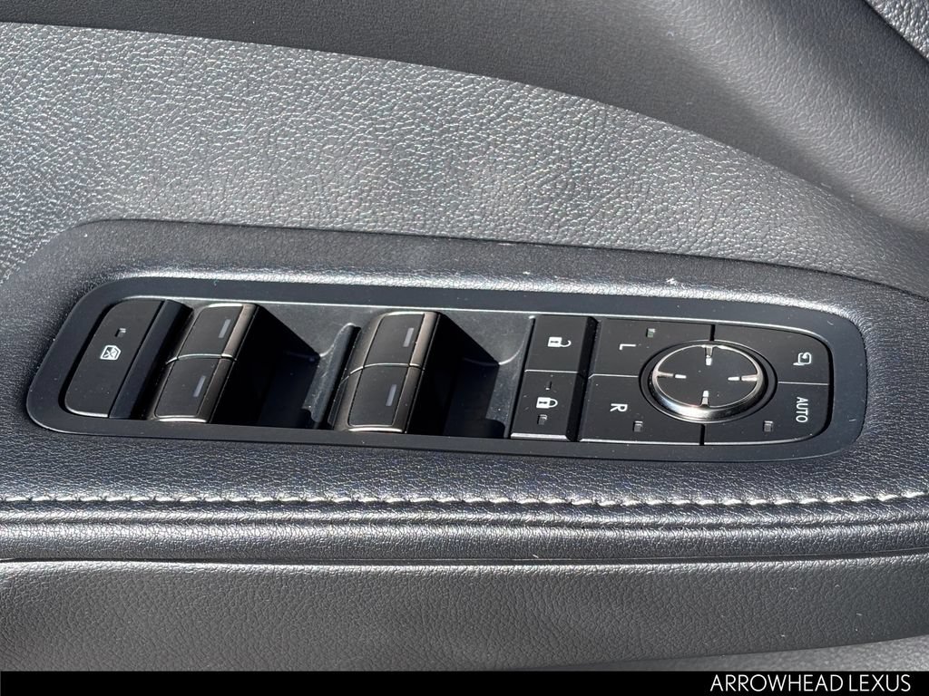 Used 2025 Lexus RX 350 w/ Convenience Package AWD/4WD image 19