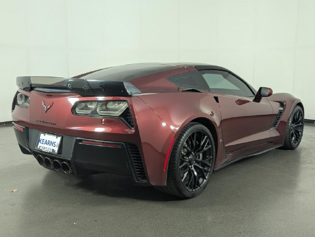 Used 2019 Chevrolet Corvette Z06 RWD image 8