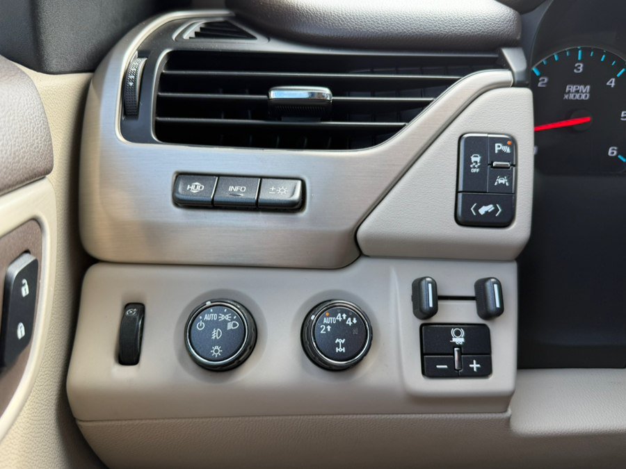 Used 2018 GMC Yukon Denali AWD/4WD image 32