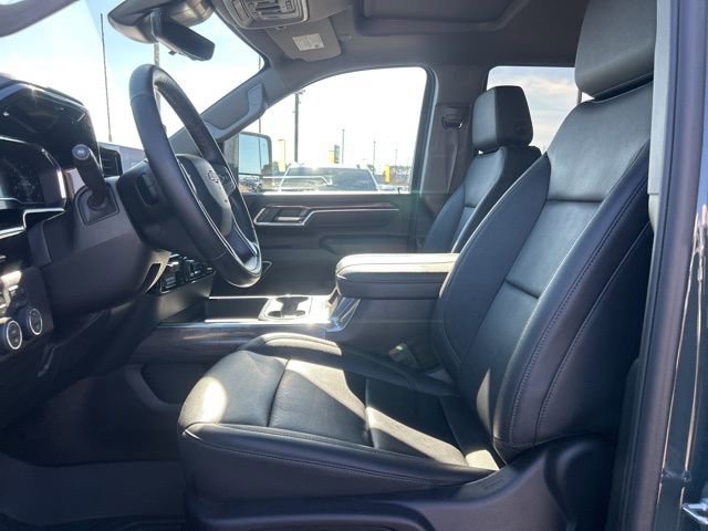 Certified 2025 Chevrolet Silverado 2500 LTZ w/ LTZ Convenience Package image 15