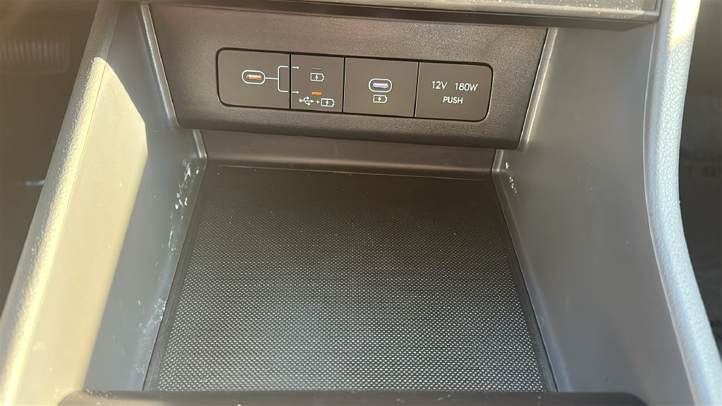Used 2025 Hyundai Sonata SEL FWD image 27