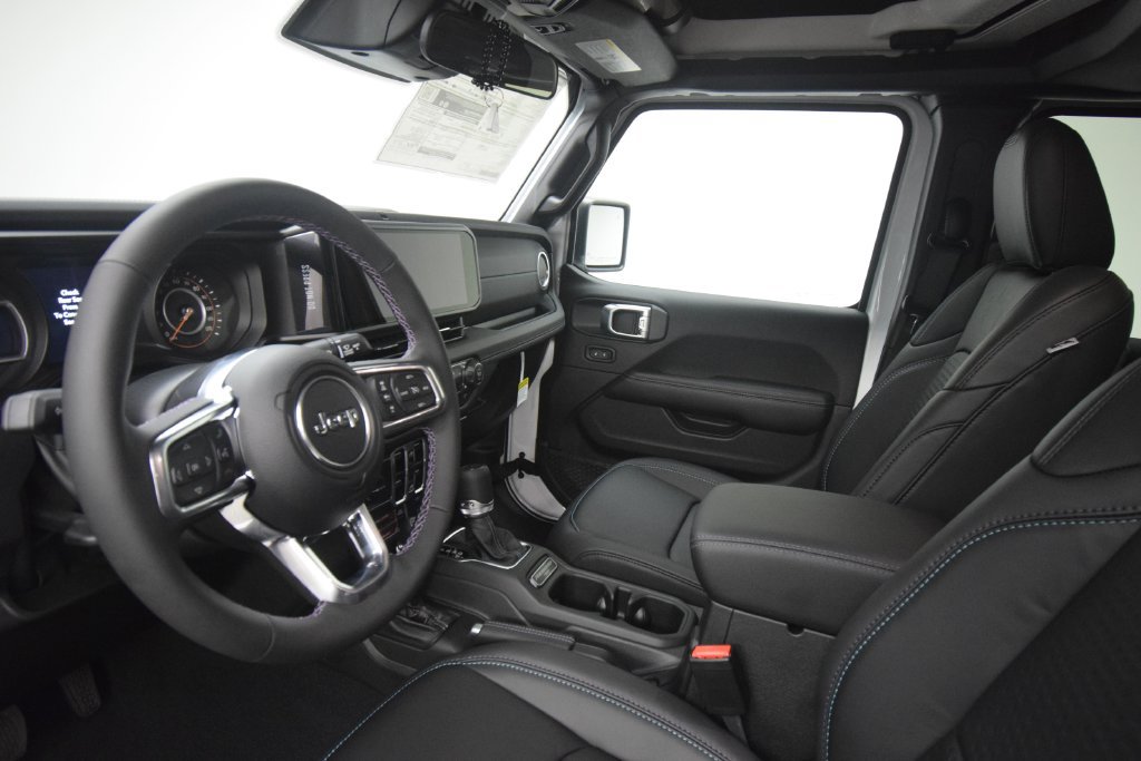 New 2026 Jeep Gladiator Sport AWD/4WD image 40