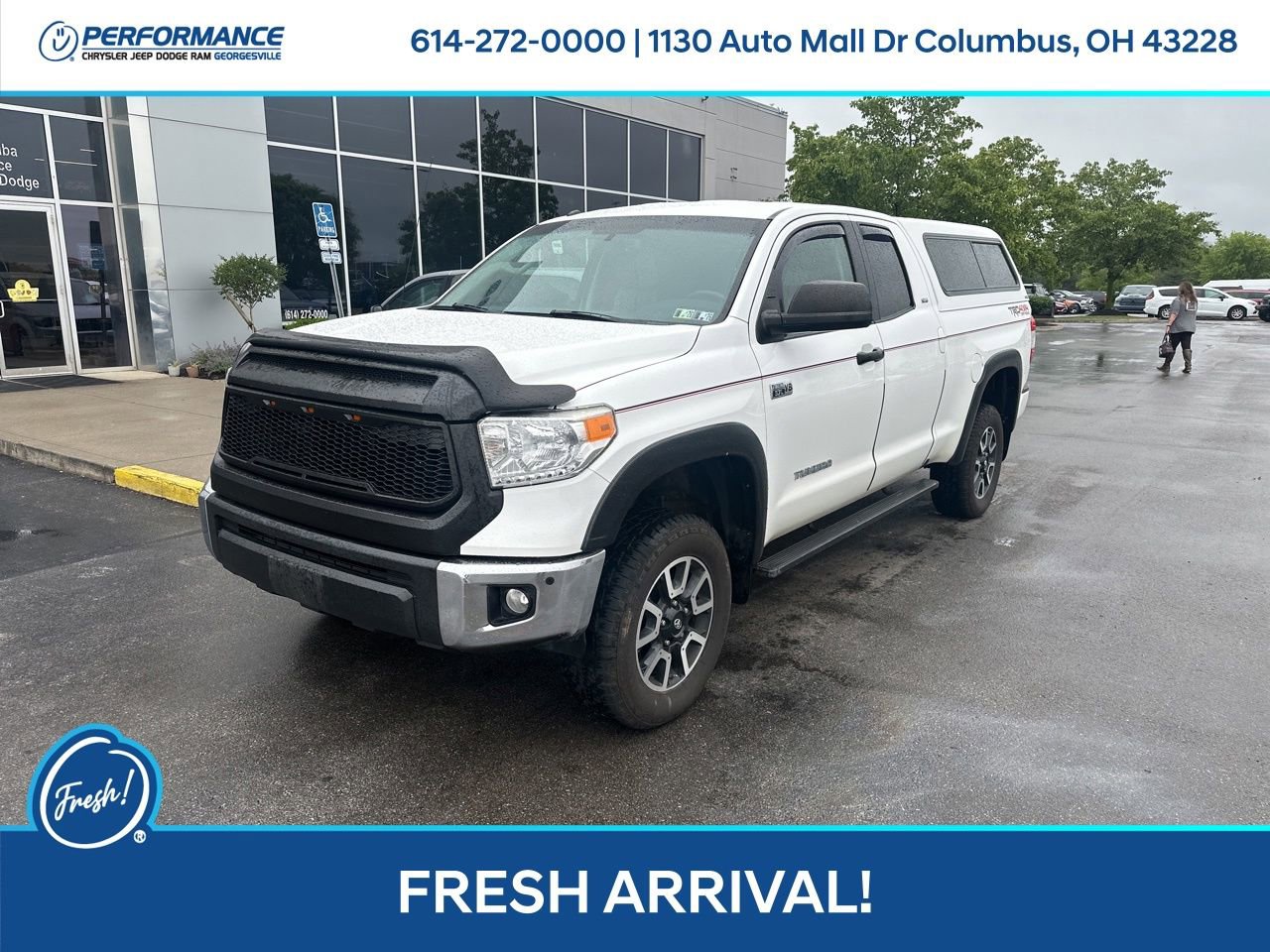 Used 2017 Toyota Tundra SR5 w/ TRD Off Road Package AWD/4WD image 8