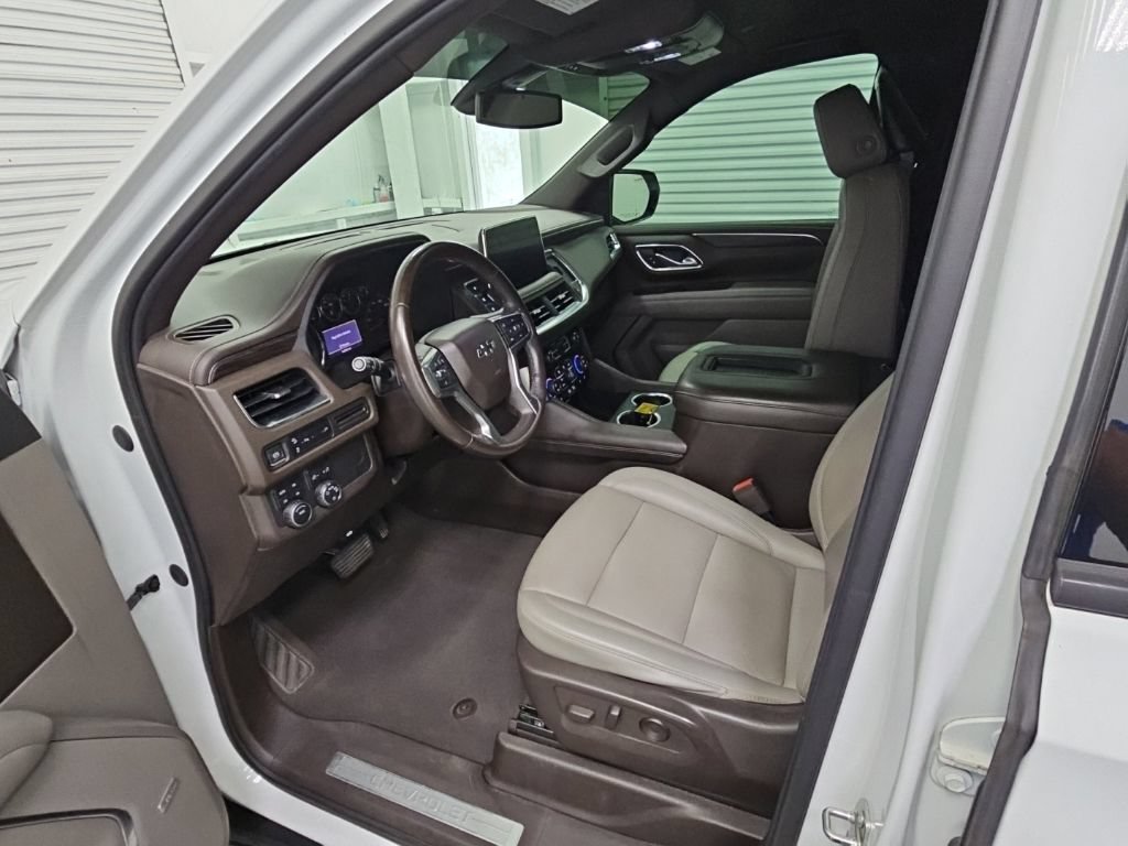 Used 2021 Chevrolet Suburban Z71 w/ Rear Media and Nav Package AWD/4WD image 11