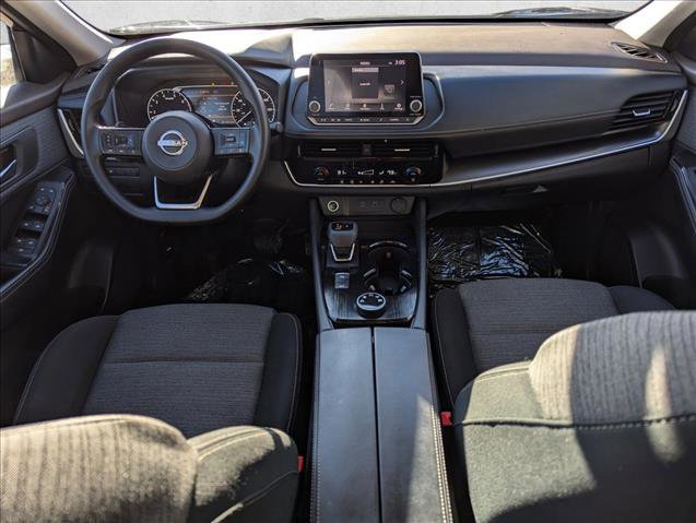 Used 2023 Nissan Rogue SV image 16