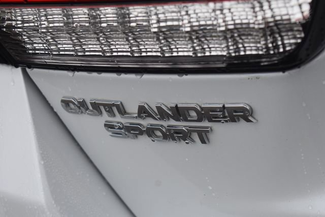 Used 2023 Mitsubishi Outlander Sport ES image 14