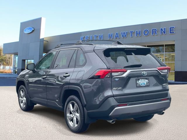 Used 2020 Toyota RAV4 Limited AWD/4WD image 4