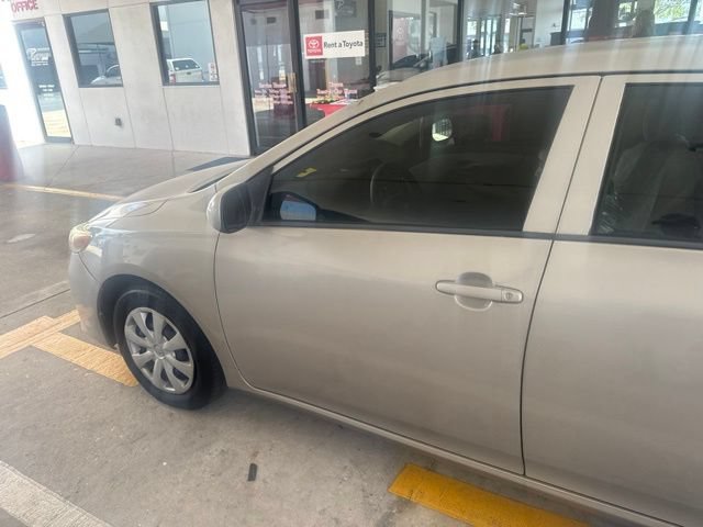 Used 2013 Toyota Corolla L FWD image 5