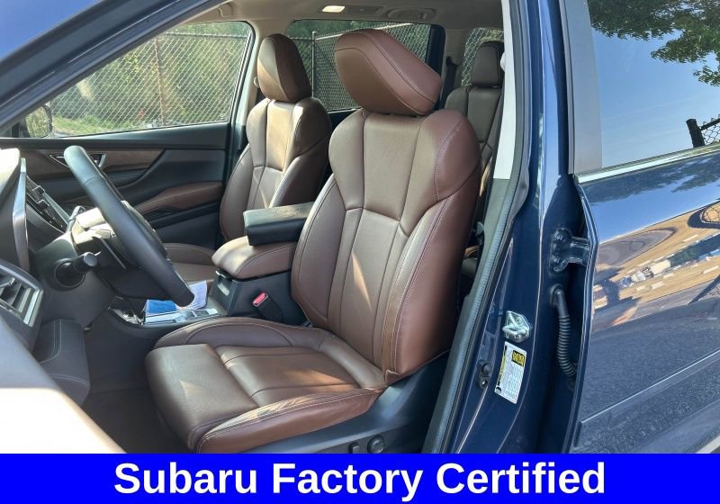 Used 2025 Subaru Ascent Touring AWD/4WD image 4