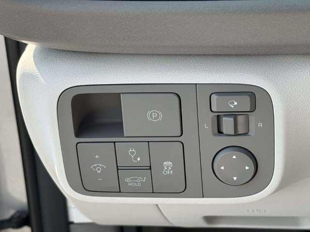 Used 2024 Hyundai Ioniq 6 Limited AWD/4WD image 25