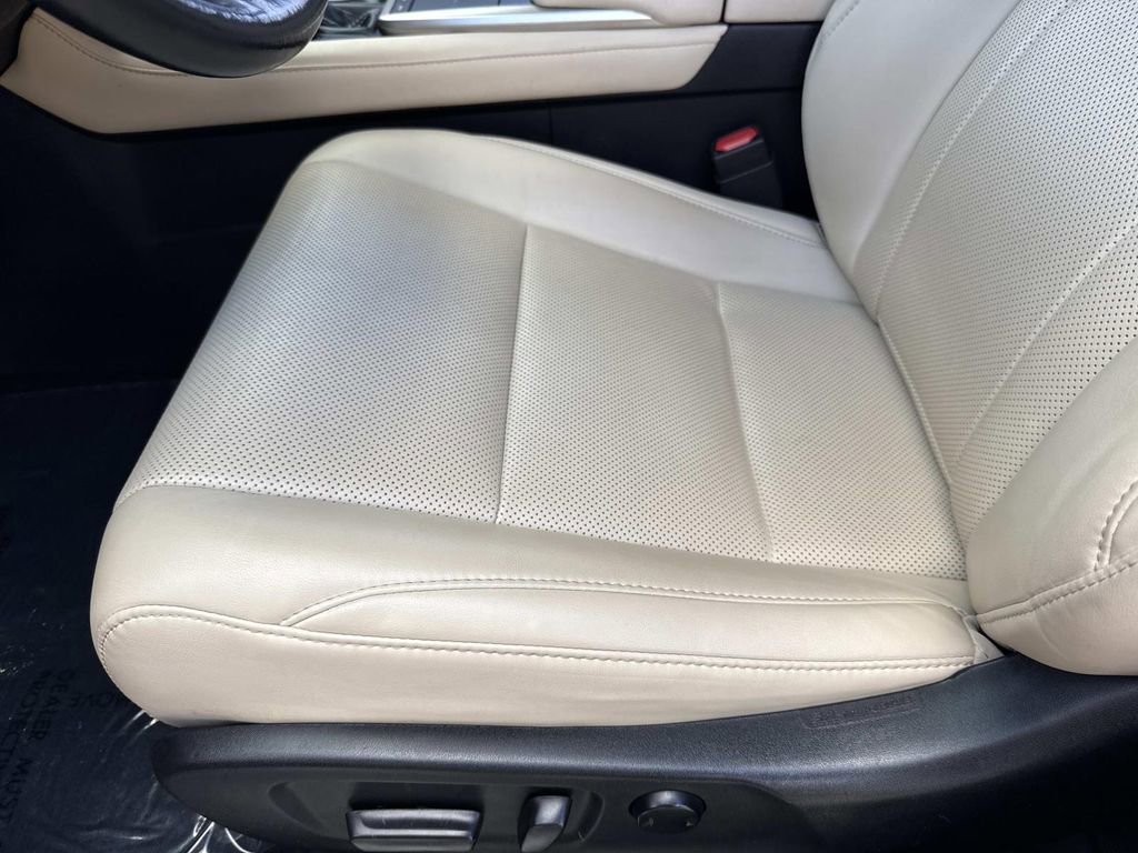 Used 2021 Lexus RX 350 FWD w/ Accessory Package image 26