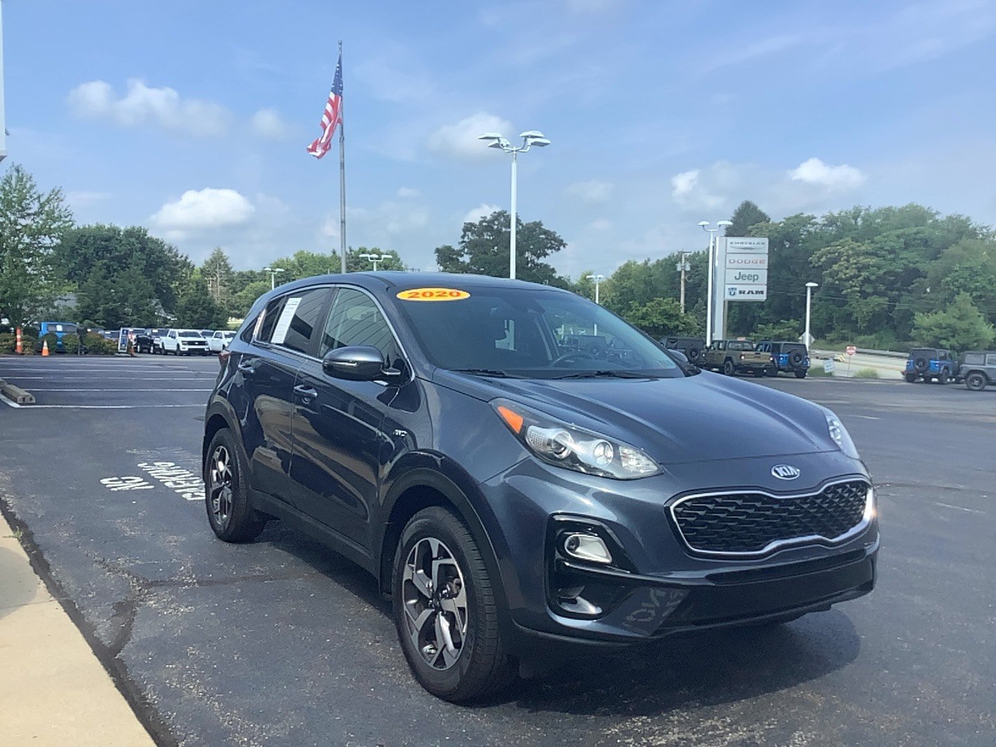 Used 2020 Kia Sportage LX w/ LX Popular Package AWD/4WD image 3