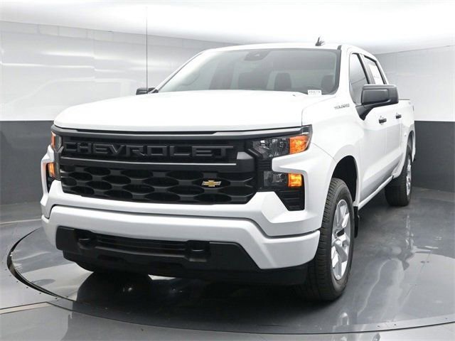 New 2025 Chevrolet Silverado 1500 Custom image 3