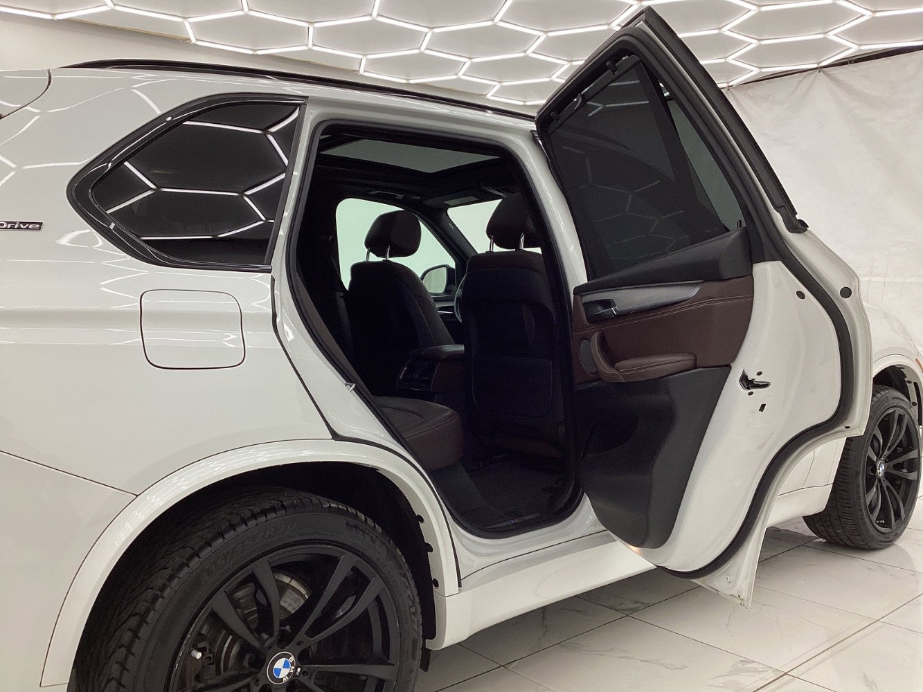 Used 2018 BMW X5 xDrive40e image 23