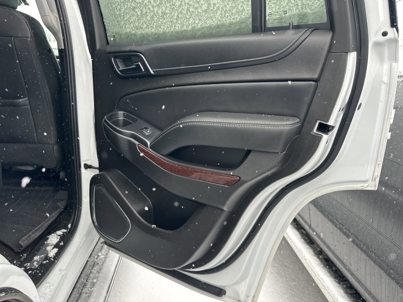 Used 2017 GMC Yukon SLT w/ Open Road Package image 42