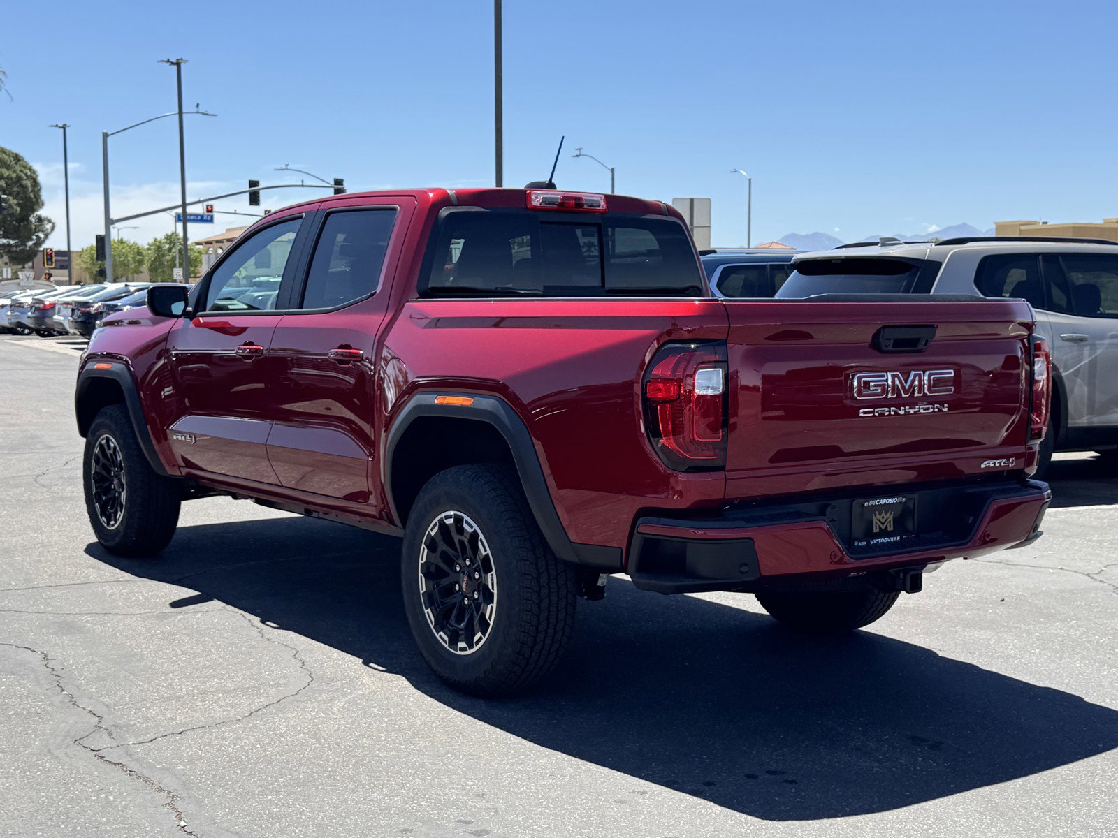 New 2026 GMC Canyon AT4 AWD/4WD image 4
