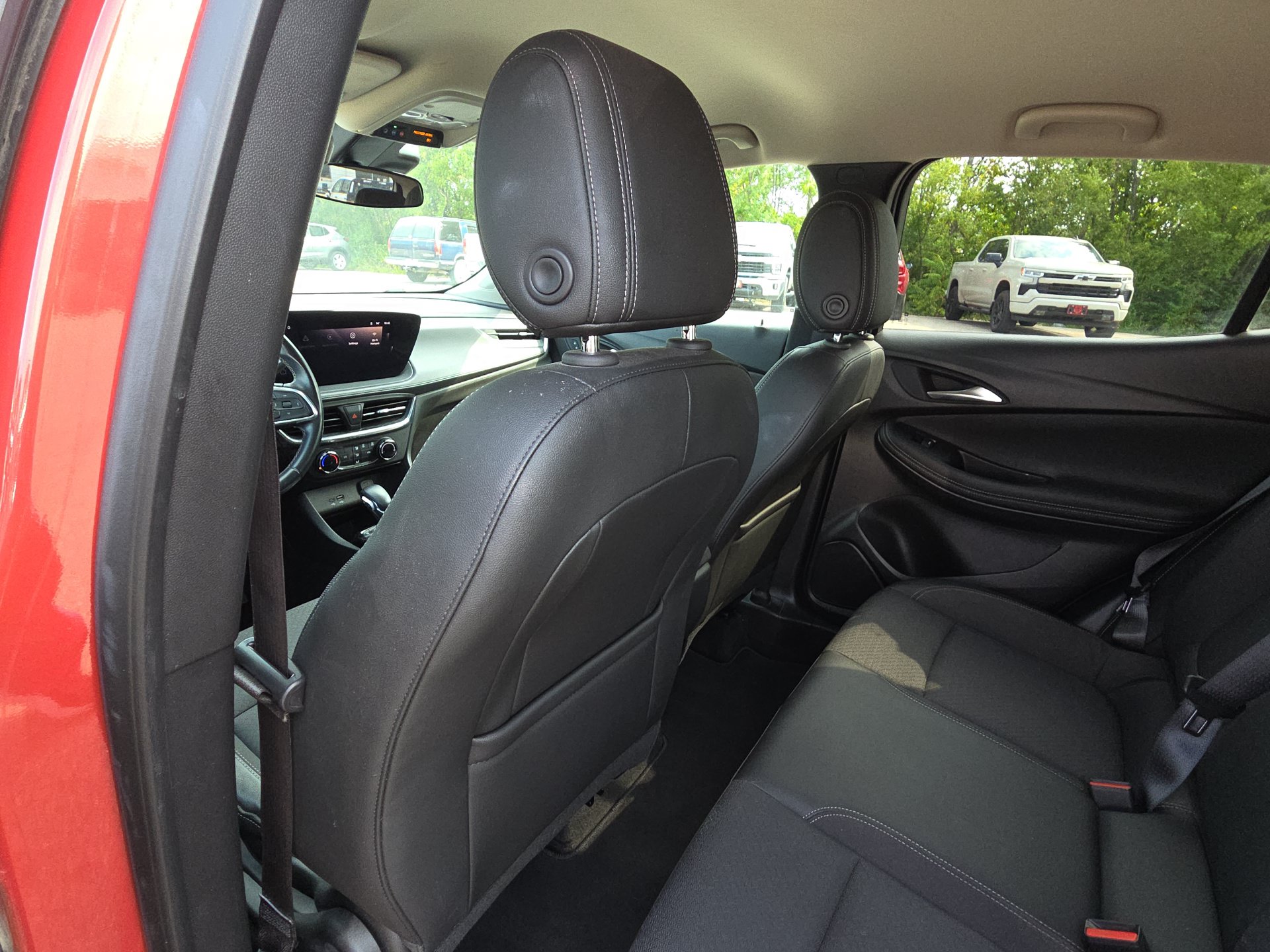 Used 2024 Buick Encore GX Preferred FWD image 27