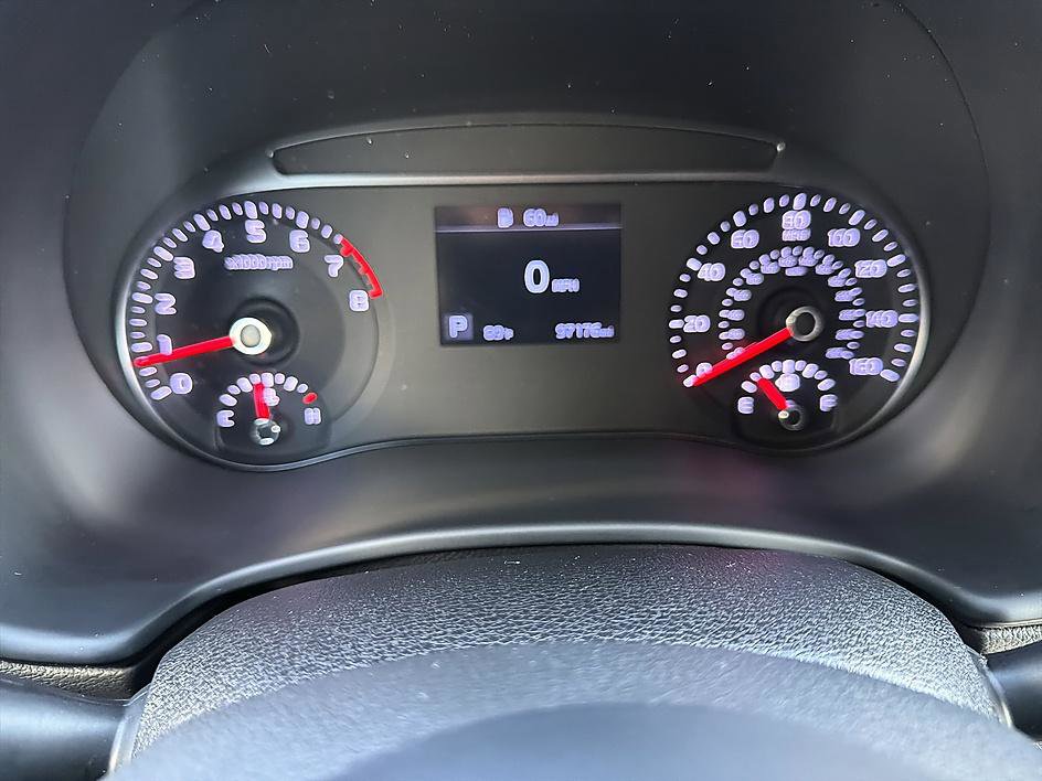 Used 2020 Kia Soul LX image 18