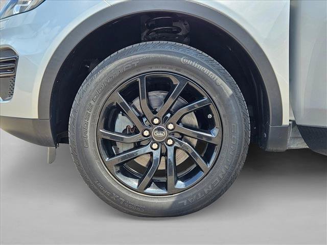 Used 2019 Land Rover Discovery Sport SE AWD/4WD image 23