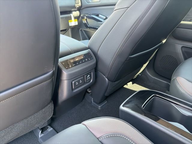 New 2026 Nissan Pathfinder Platinum image 12