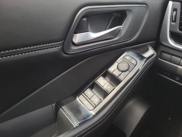 New 2025 Nissan Rogue SV w/ SV Premium Package image 15