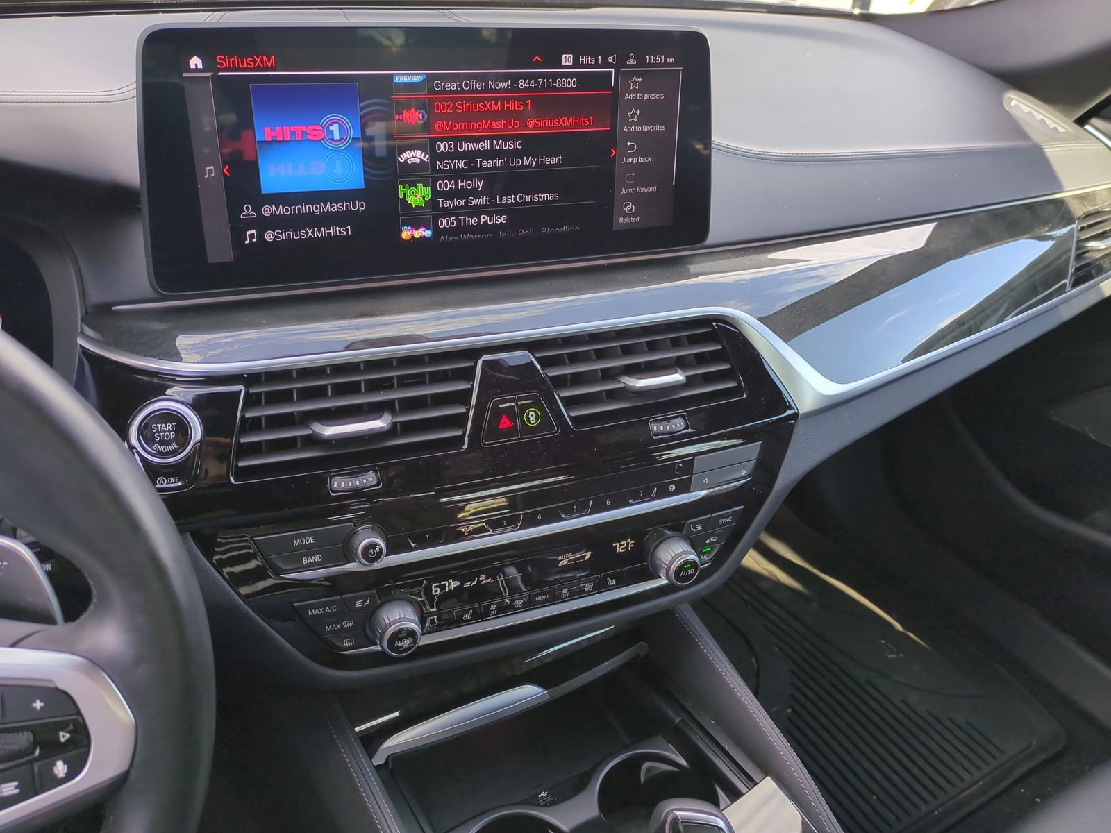 Used 2023 BMW M550i xDrive image 29