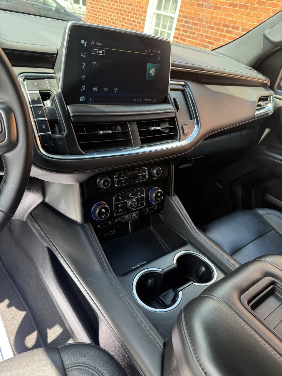 Used 2024 Chevrolet Tahoe LT w/ Luxury Package AWD/4WD image 7