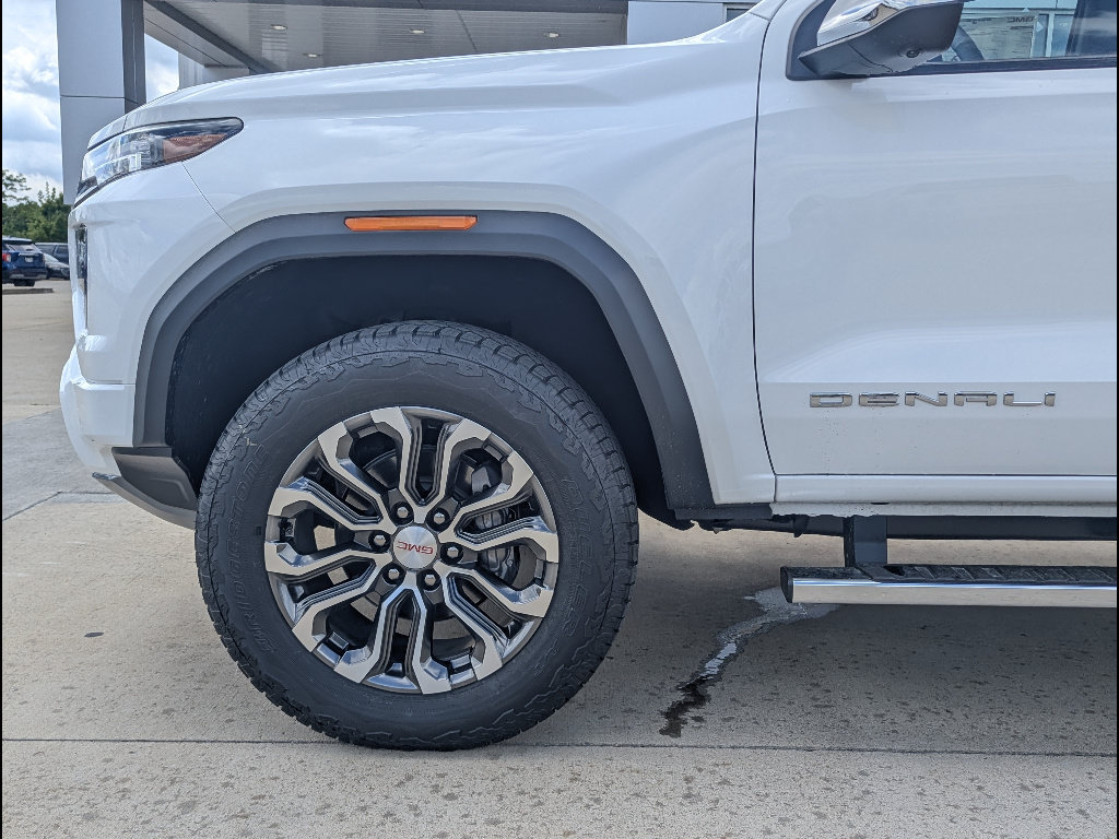 New 2026 GMC Canyon Denali AWD/4WD image 10