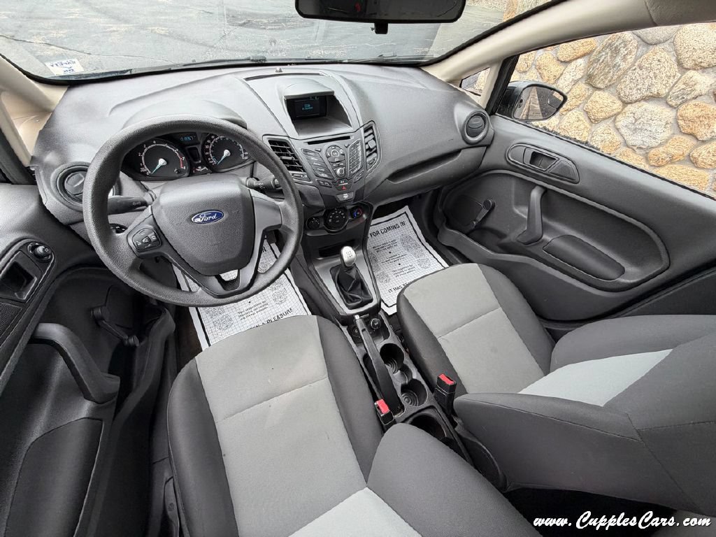 Used 2017 Ford Fiesta S FWD image 21