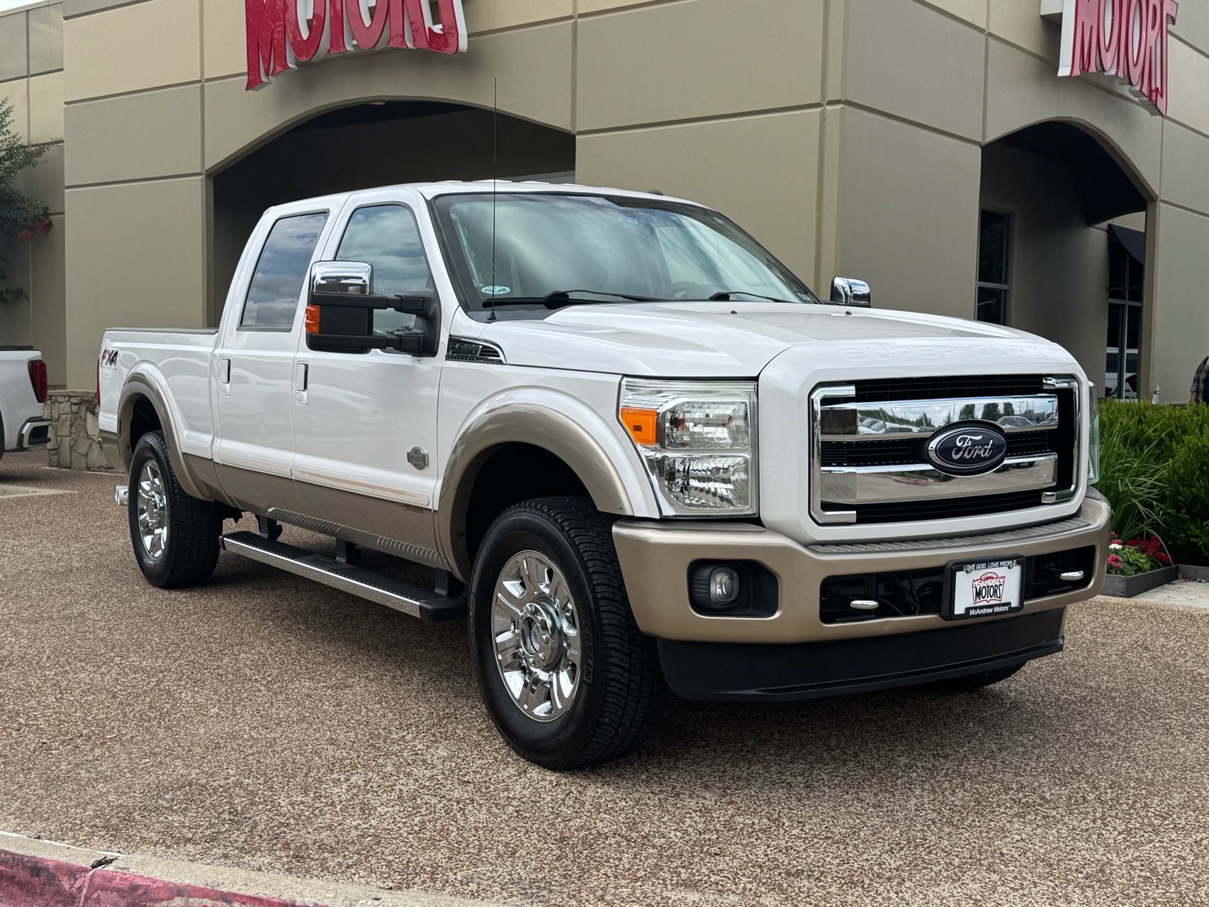 Used 2012 Ford F250 King Ranch w/ King Ranch w/Chrome Pkg AWD/4WD image 6