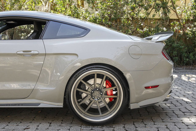 Used 2020 Ford Mustang Shelby GT500 w/ Technology Package image 5
