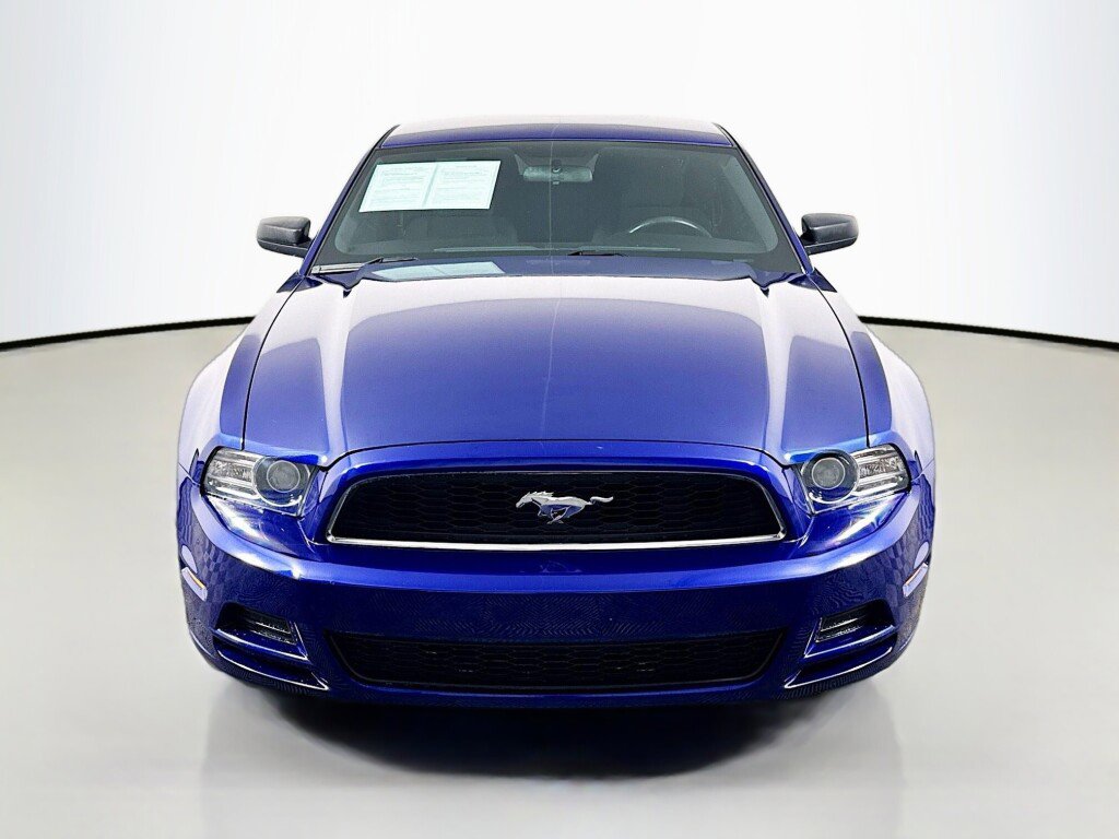Used 2014 Ford Mustang Coupe image 8