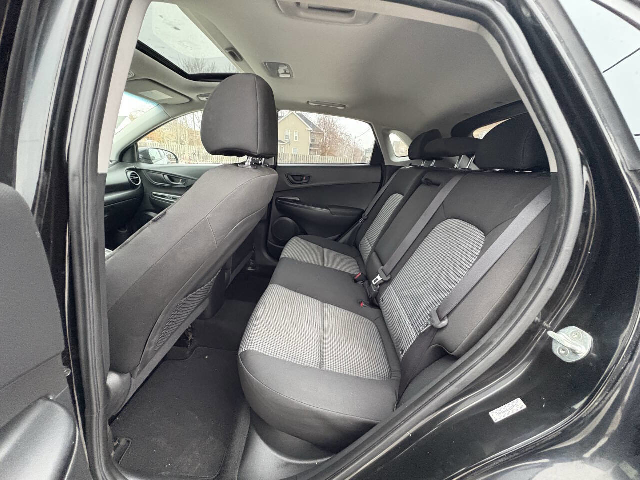 Used 2018 Hyundai Kona SEL w/ SEL Tech Package 02 image 23