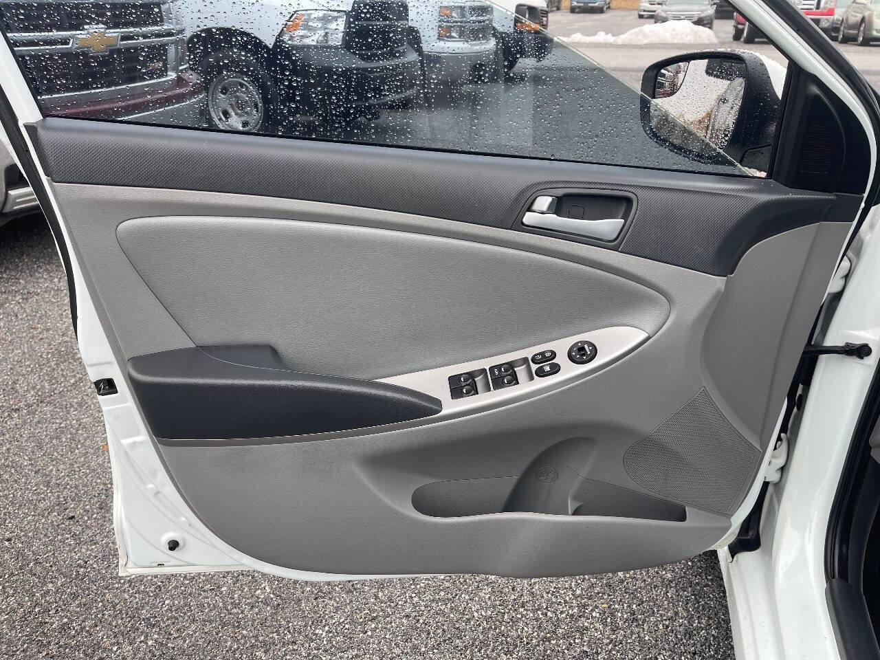 Used 2015 Hyundai Accent Sport w/ Option Group 04 image 21