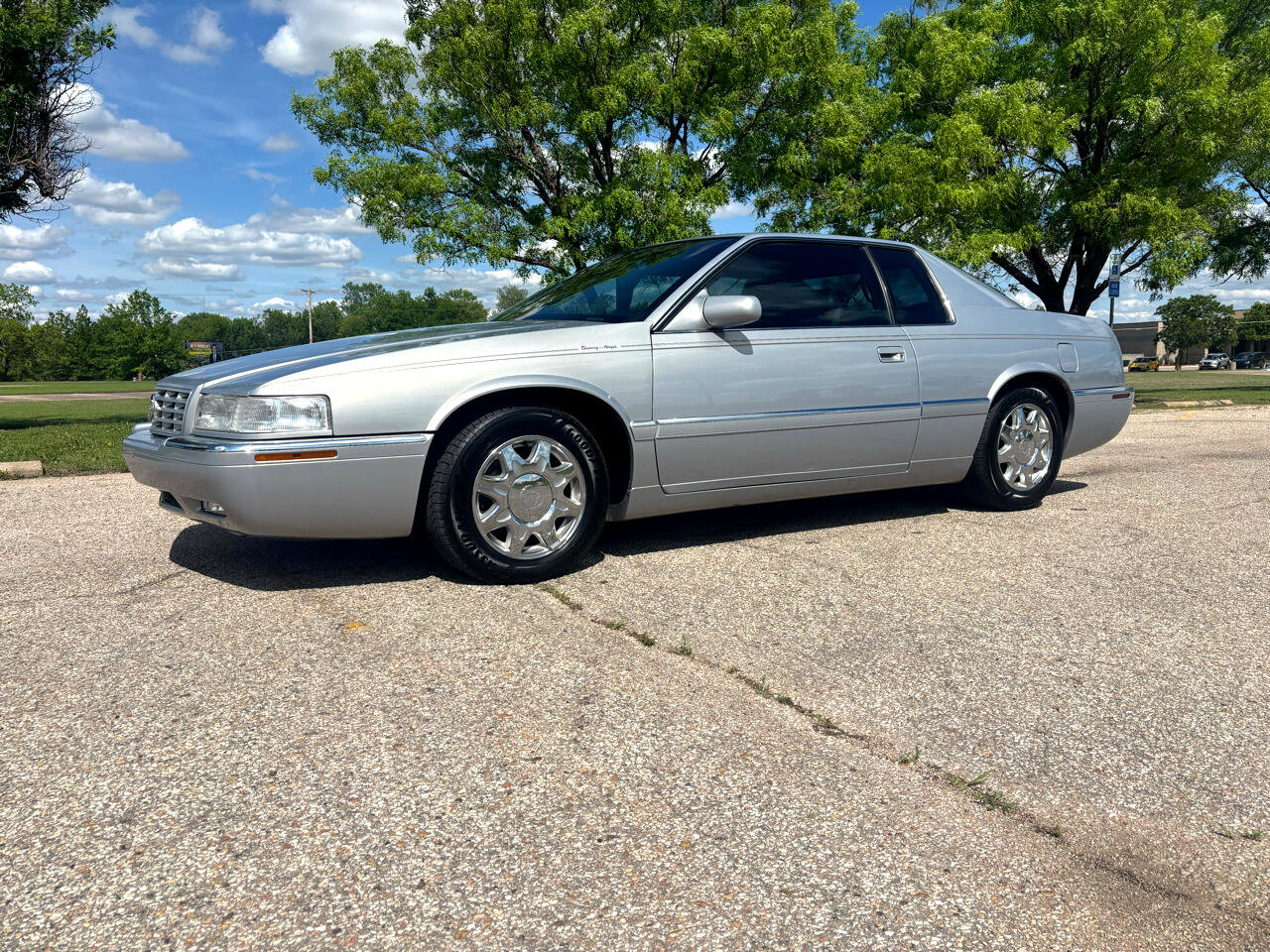 Used 1998 Cadillac Eldorado Touring w/ Safety/Security Pkg image 2