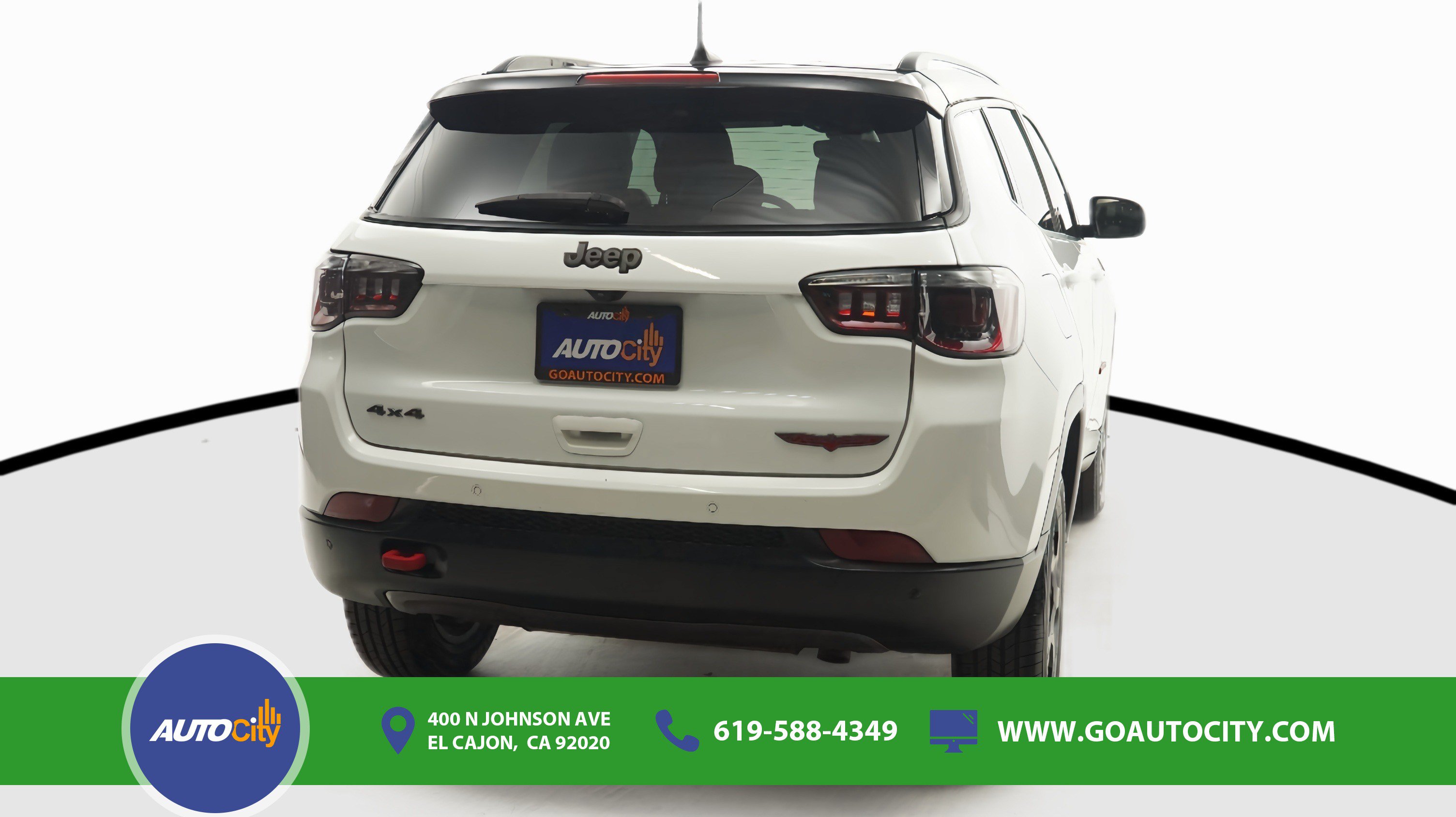 Used 2023 Jeep Compass Trailhawk AWD/4WD image 10