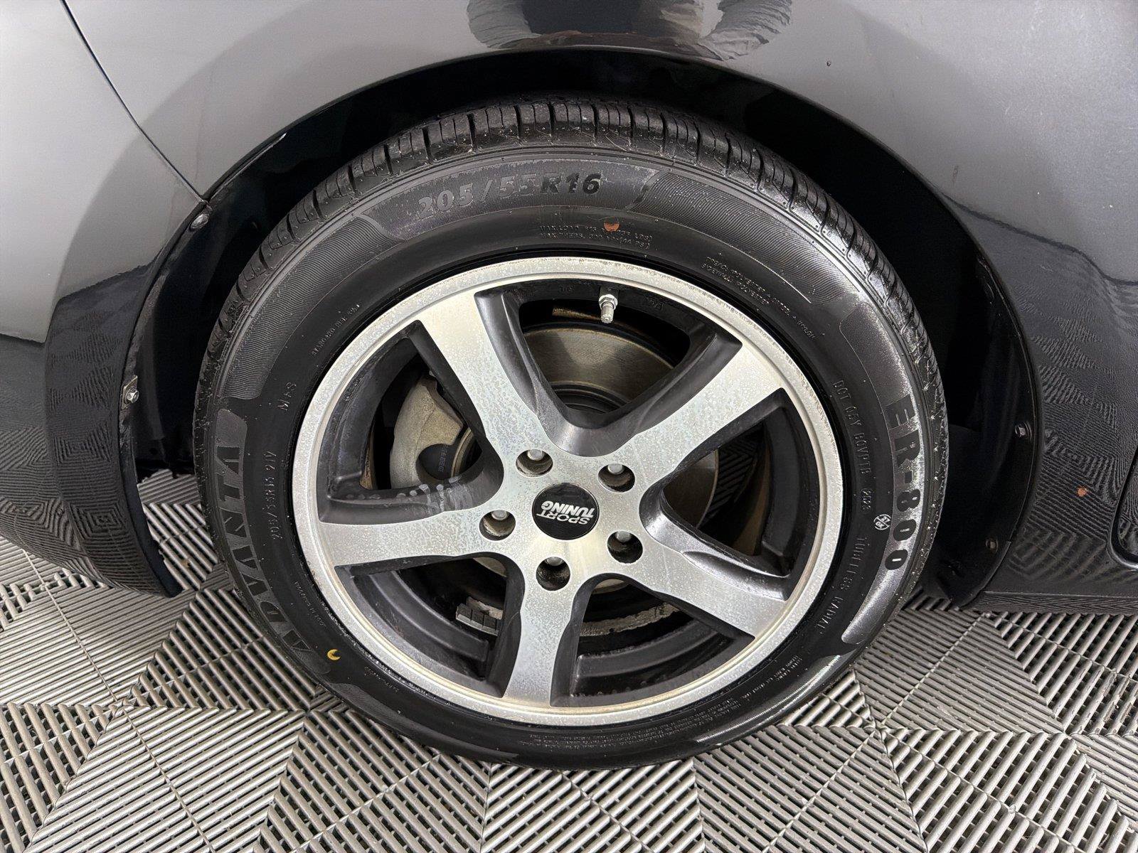 Used 2009 Scion xB FWD image 9