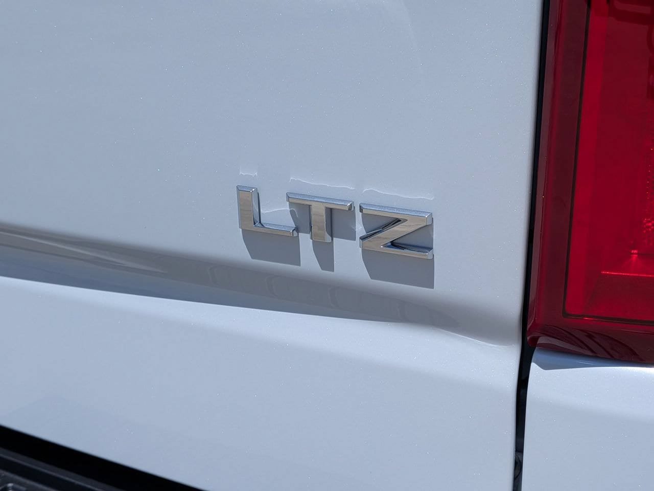New 2026 Chevrolet Silverado 1500 LTZ w/ LTZ Premium Package RWD image 7