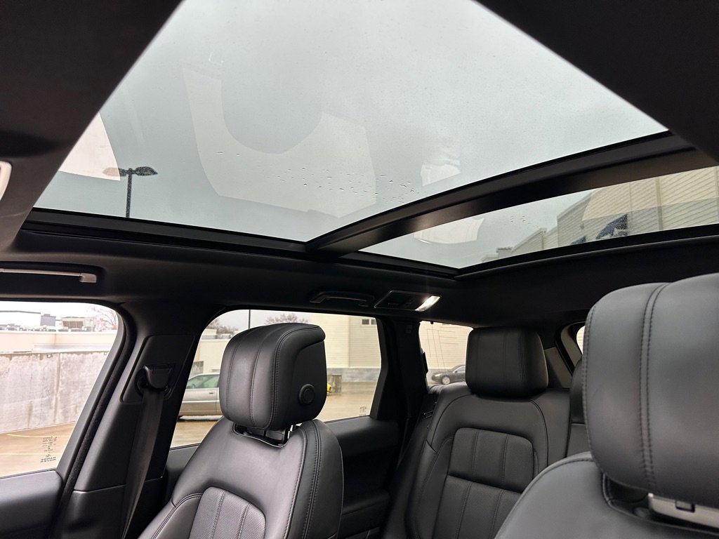 Used 2018 Land Rover Range Rover Sport HSE image 9