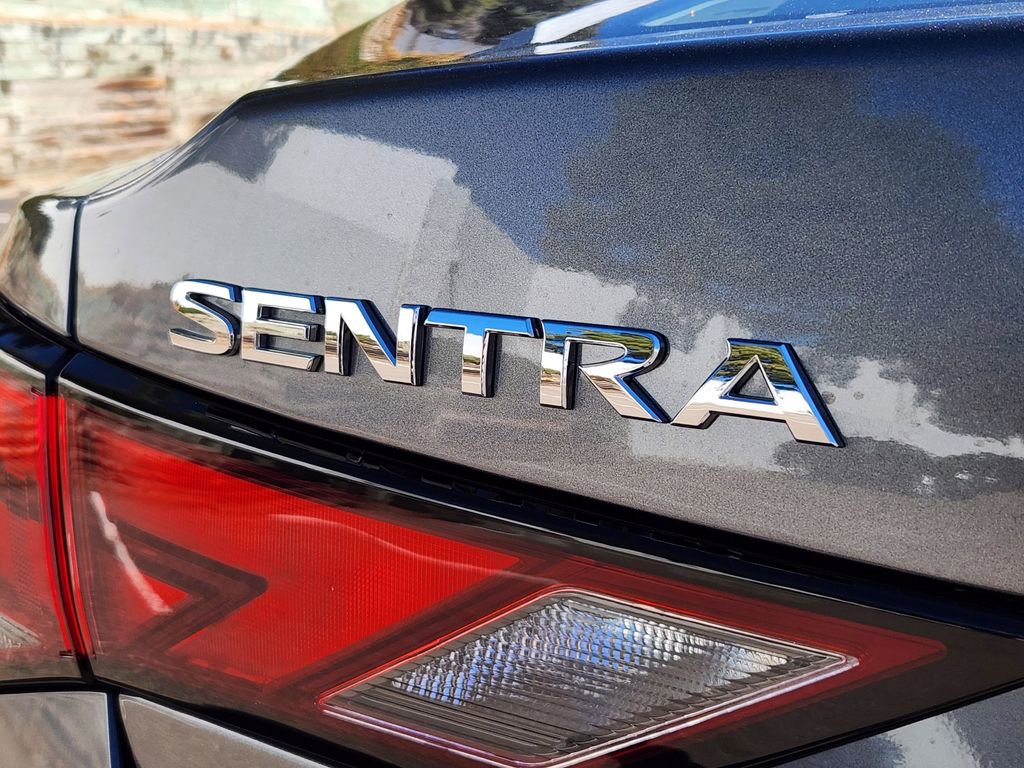 Used 2025 Nissan Sentra S image 13
