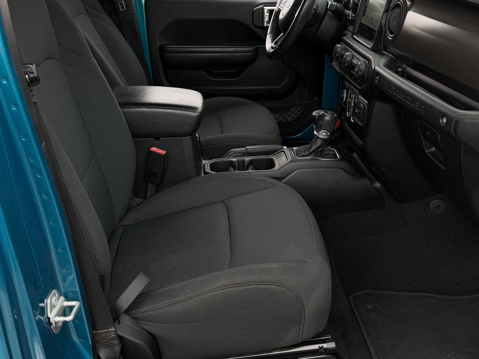 Used 2020 Jeep Wrangler Unlimited Sport image 25