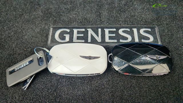 Used 2025 Genesis G70 3.3T Advanced AWD/4WD image 61