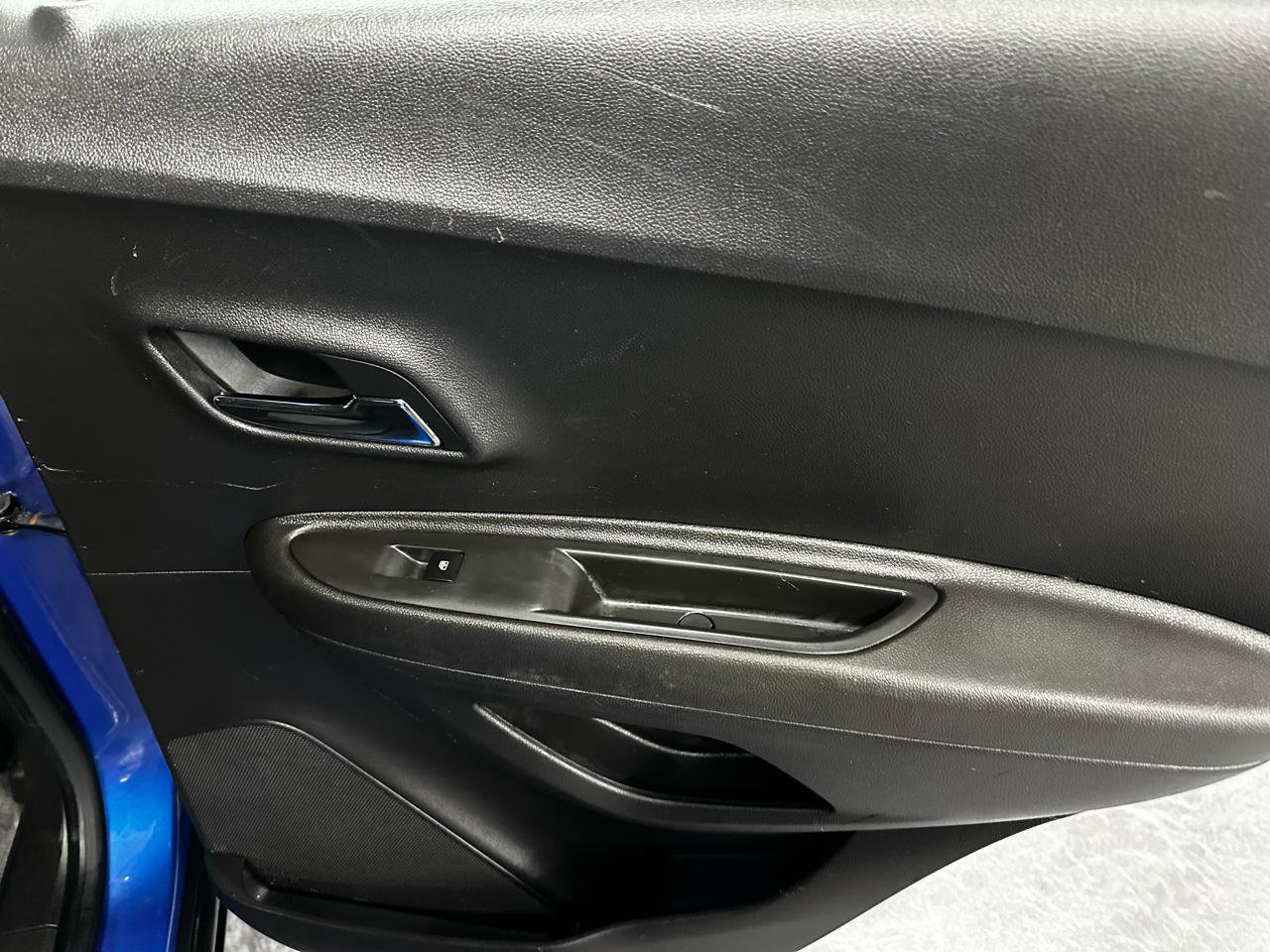 Used 2015 Chevrolet Trax LS FWD image 13