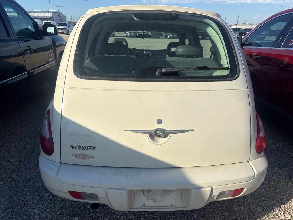 Used 2007 Chrysler PT Cruiser FWD image 4