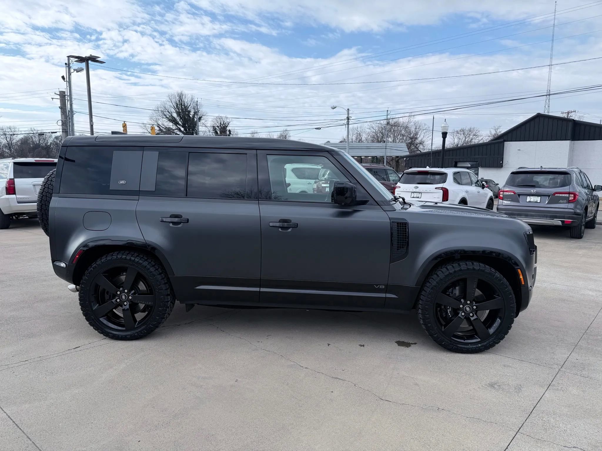 Used 2023 Land Rover Defender 110 V8 image 88