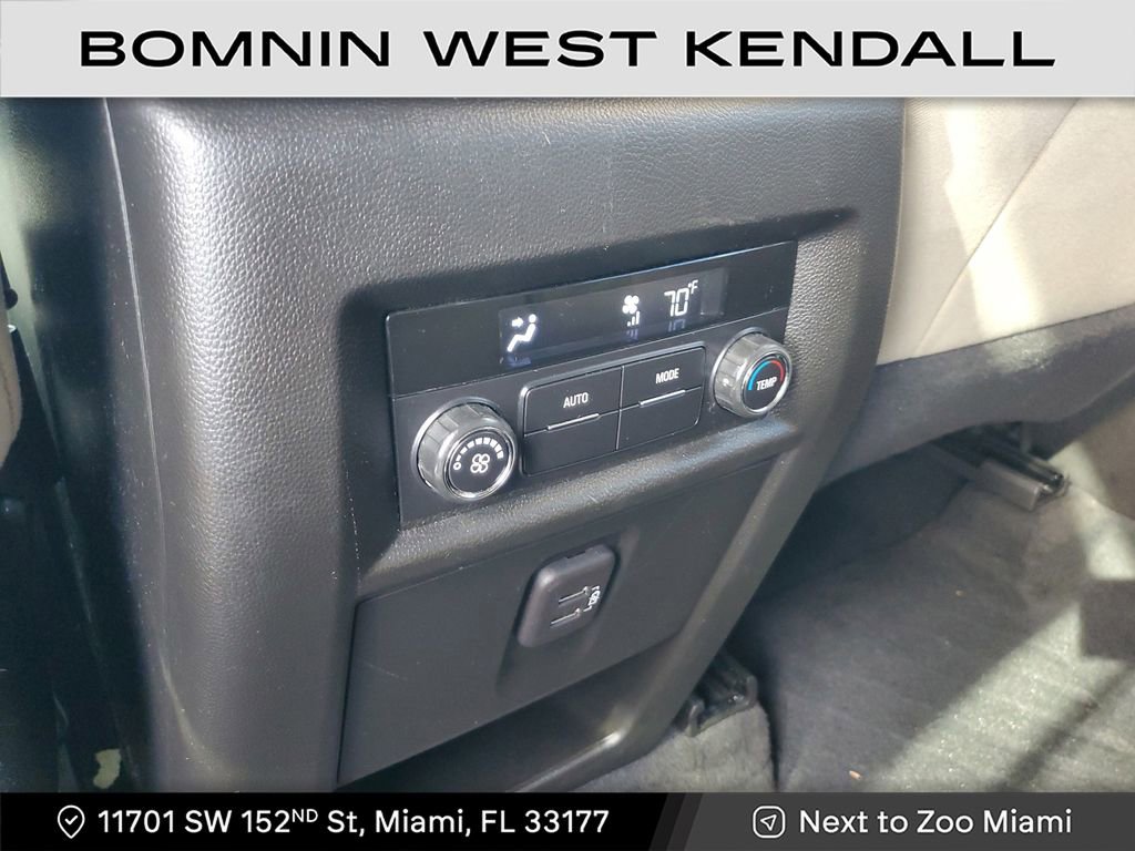 Used 2023 Chevrolet Traverse LS w/ Safety Package image 15