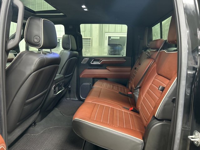Used 2024 GMC Sierra 3500 Denali Ultimate image 34