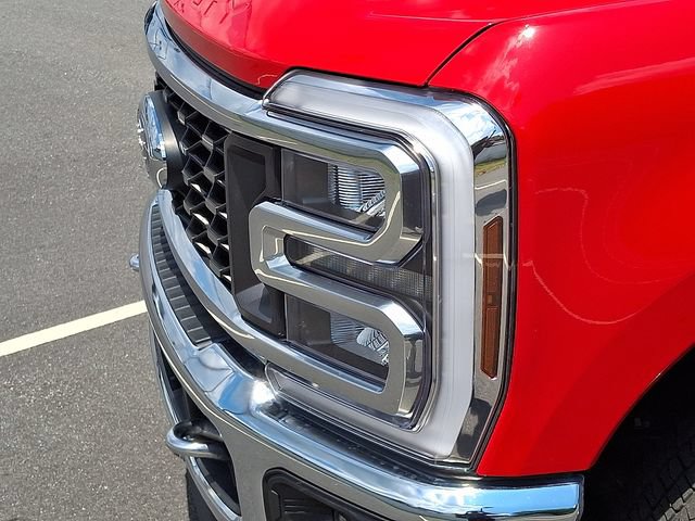 Used 2024 Ford F350 Lariat w/ Lariat Ultimate Package AWD/4WD image 30